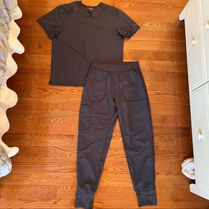 Dickie’s Mens Scrubs Set